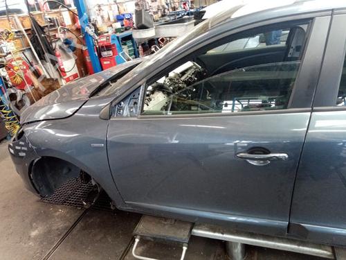 Used Left front door RENAULT MEGANE III Grandtour (KZ0/1) 1.5 dCi (KZ09, KZ0D, KZ1G, KZ29, KZ14, KZ1W, KZ10, KZ1F,... (110 hp) 28961035