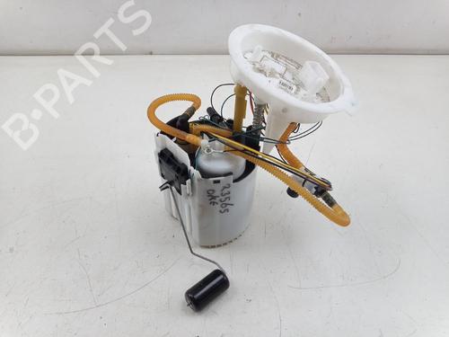Used Fuel pump VOLVO V60 II (225) T8 Plug-in Hybrid AWD (390 hp) 30183282