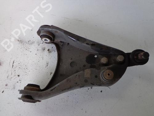 Højre fortil bærearm RENAULT TWINGO II (CN0_) 1.2 16V (CN04, CN0B) (75 hp) 22468747