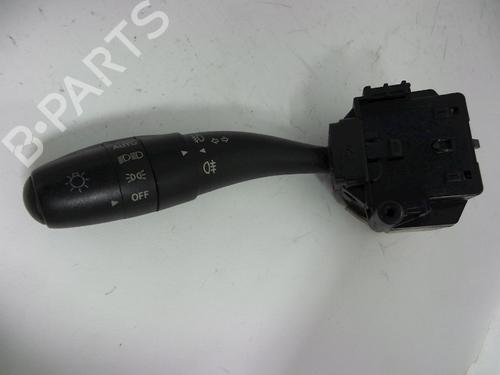 Used Steering column stalk HYUNDAI i30 Estate (FD) 1.6 CRDi (116 hp) 22470447