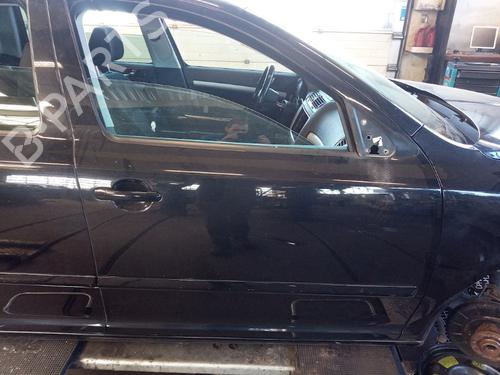 Used Right front door SKODA OCTAVIA II Combi (1Z5) 1.6 TDI (105 hp) 22492211