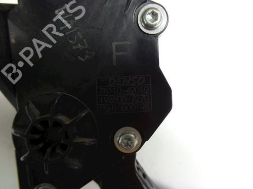 Pedal TOYOTA RAV 4 III (_A3_) 2.2 D 4WD (ALA30_, ALA30R) | BP22460231I4 