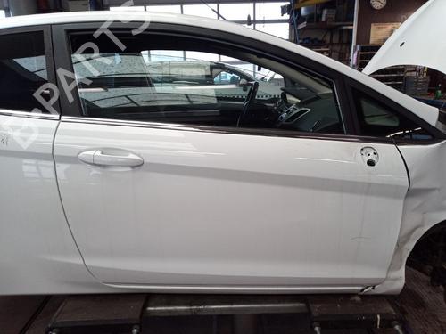 Dør høyre foran FORD FIESTA VI (CB1, CCN) 1.6 TDCi (95 hp) 22502979