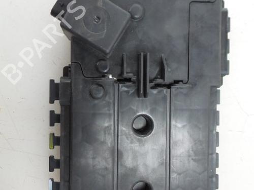 Sikringsdose MERCEDES-BENZ C-CLASS (W205) C 220 BlueTEC / d (205.002, 205.004) (170 hp) 30820269