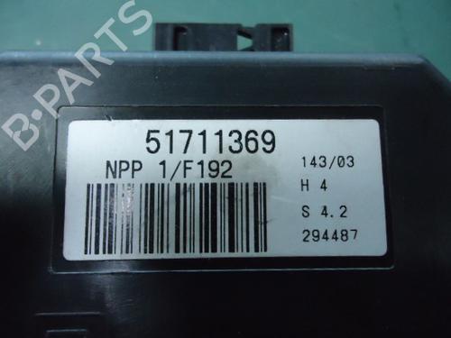 Dør styreenhet FIAT STILO (192_) 1.2 16V (192_XA1B) (80 hp) 22466762