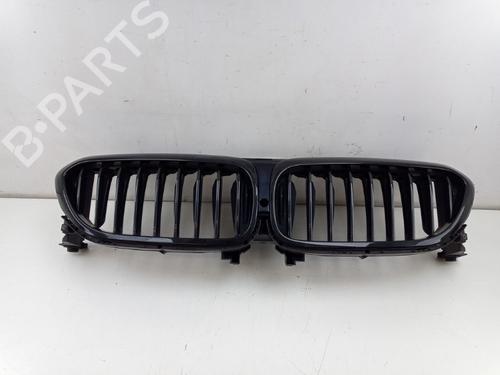 Used Grille BMW 5 (G30, F90) 540 i (340 hp) 29438369