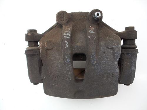 Używane Zacisk hamulca przedniego prawego KIA CEE'D SW (ED) 1.6 CRDi 115 (115 hp) 30823045