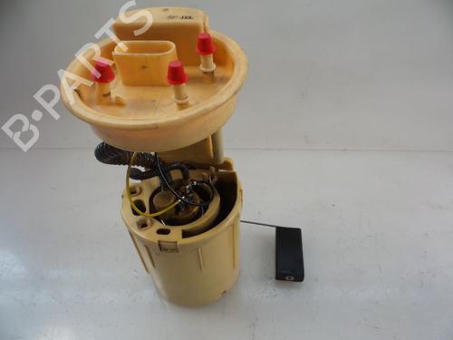 Used Fuel pump Fuel pump VW TOURAN (1T1, 1T2) 1.9 TDI (105 hp) 33402657 33402657
