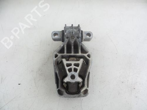 Used Engine mount MERCEDES-BENZ A-CLASS (W176) A 180 (176.042) (122 hp) 22491929