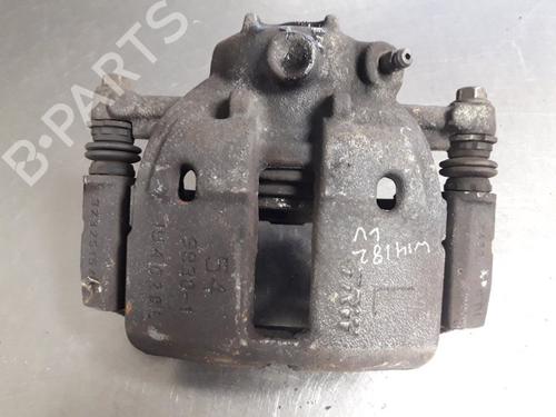 Venstre bremsekaliber foran MITSUBISHI COLT VI (Z3_A, Z2_A) 1.3 (Z21A) (95 hp) 22467955