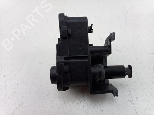 Fuel door actuator SKODA OCTAVIA III Combi (5E5, 5E6) 1.5 TSI | BP23411725E18 