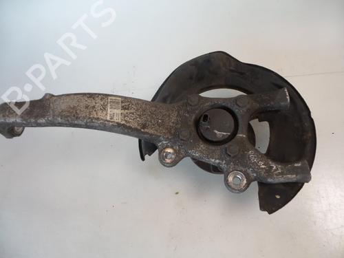 Used Left front steering knuckle LEXUS IS II (_E2_) 220d (ALE20) (177 hp) 22476806