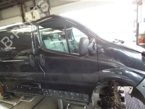 Used Right front door OPEL VIVARO A Van (X83) 1.9 DTI (F7) (101 hp) 22488795