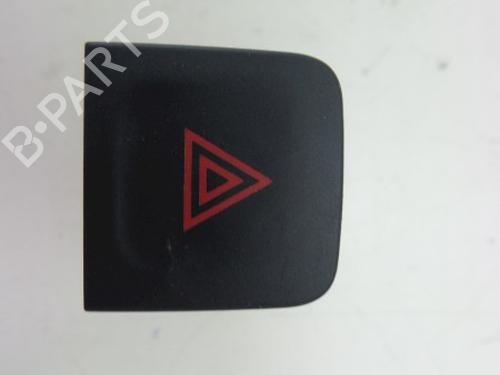 Used Warning switch RENAULT KADJAR (HA_, HL_) 1.2 TCe 130 (HLMR) (130 hp) 22490822