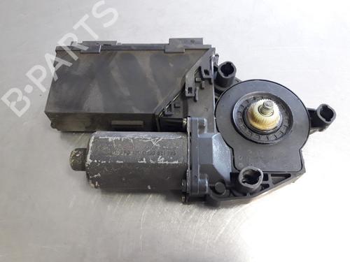Elektronische module PORSCHE CAYENNE (9PA) S 4.5 (340 hp) 22492060