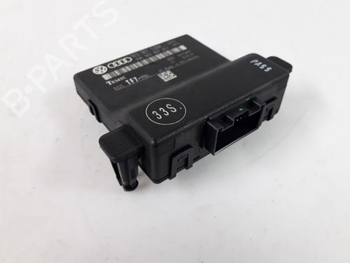 Elektronisk modul AUDI TT Roadster (8J9) 3.2 V6 quattro (250 hp) 22507355