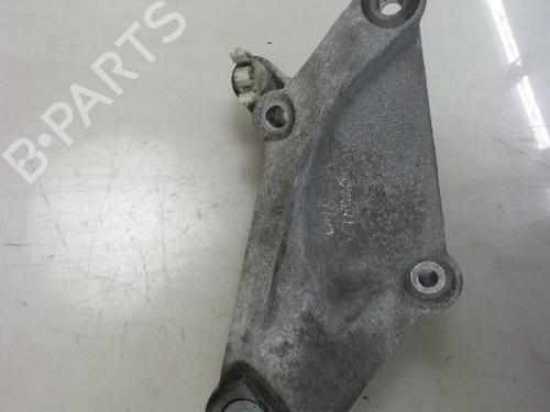 Used Gearbox mount RENAULT TWINGO III (BCM_, BCA_) 1.0 SCe 70 (71 hp) 22484091