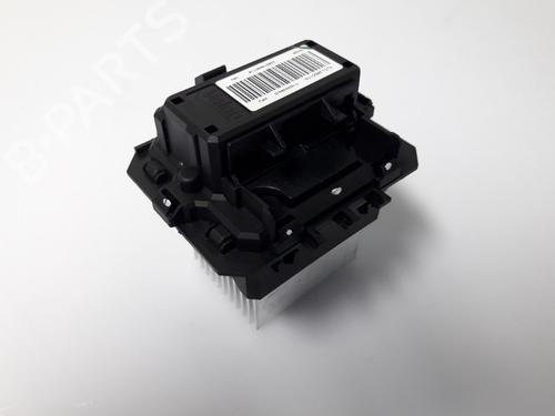 Used Heater resistor PEUGEOT 108 1.0 VTi (69 hp) 22478879