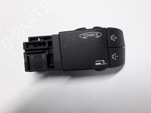 Rattkontroller RENAULT TWINGO II (CN0_) 1.2 (CN0D) (58 hp) 22501021