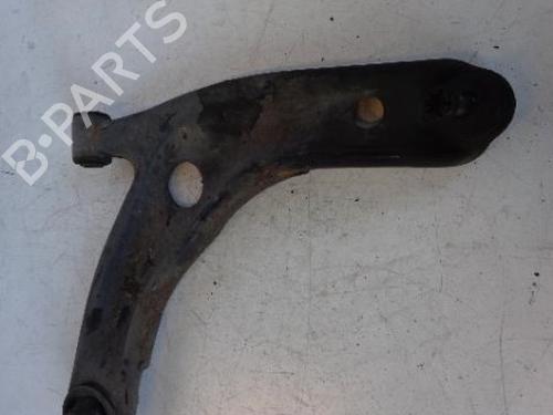 Used Right front suspension arm TOYOTA YARIS (_P9_) 1.4 D-4D (NLP90_, NLP90R) (90 hp) 22467115