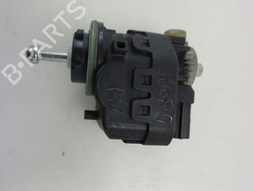 Used Headlight adjuster motor RENAULT KADJAR (HA_, HL_) 1.2 TCe 130 (HLMR) (130 hp) 22484318