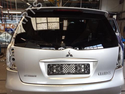 Used Tailgate Tailgate MITSUBISHI GRANDIS (NA_W) 2.4 MIVEC (NA4W) (165 hp) 35770716 35770716
