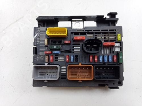 Used Fuse box PEUGEOT PARTNER Box Body/MPV 1.6 HDi (90 hp) 31075786