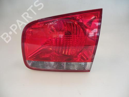 Høyre baklys VW TOUAREG (7LA, 7L6, 7L7) 3.2 V6 (220 hp) 22476582