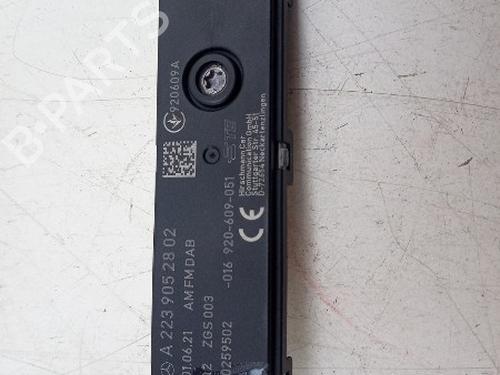 Used Electronic module Electronic module MERCEDES-BENZ V-CLASS (W447) V 300 CDI / d (447.811, 447.813, 447.815) (237 hp) 39963359 39963359