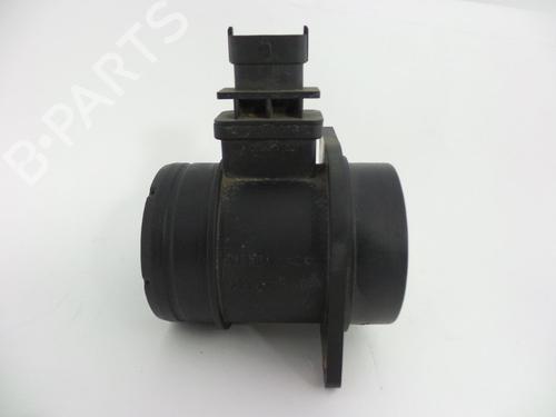 Used Mass air flow sensor Mass air flow sensor ALFA ROMEO 147 (937_) 1.9 JTD (937.AXD1A, 937.BXD1A, 937.AXV1A, 937.BXB1A,... (115 hp) 30834876 30834876