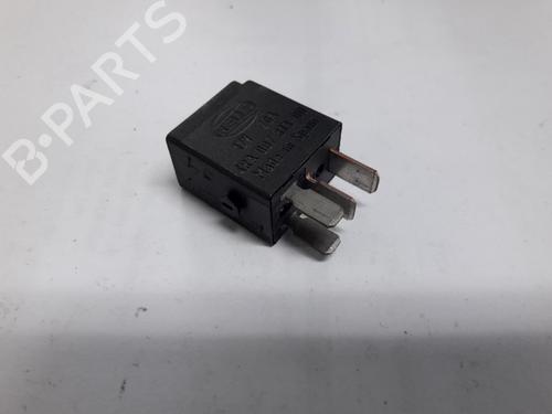 Elektronisk sensor MERCEDES-BENZ E-CLASS (W211) E 200 CDI (211.004) (122 hp) 22498038