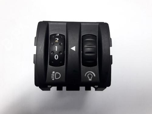 Used Switch RENAULT TWINGO II (CN0_) 1.2 (CN0D) (58 hp) 22501025