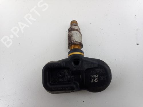 Used Electronic sensor TOYOTA YARIS (_P13_) 1.5 Hybrid (NHP130_) (101 hp) 28196763