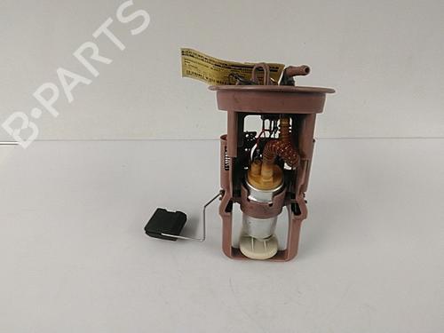 Używane Pompa paliwa BMW 3 (E46) 320 d (136 hp) 22450316