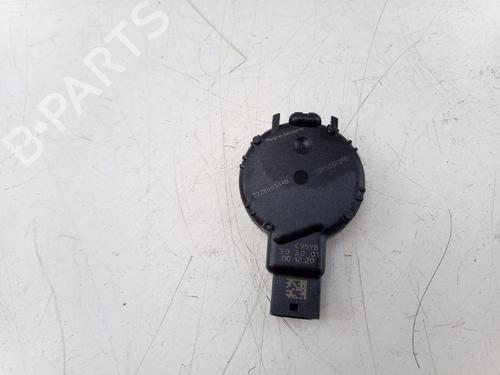 Used Electronic sensor VOLVO V60 II (225) T8 Plug-in Hybrid AWD (390 hp) 30159793