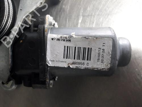 Front right window mechanism RENAULT TWINGO II (CN0_) 1.2 16V (CN04, CN0B) | BP22473056C23 