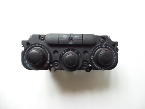 Commande Chauffage SEAT LEON (1P1) 1.9 TDI (105 hp) 22461799