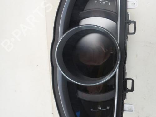 Used Display monitor VOLVO V40 Hatchback (525) D2 (120 hp) 22487326