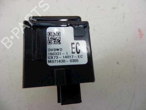 Switch JAGUAR XE (X760) 2.0 D AWD | BP22487495I30 