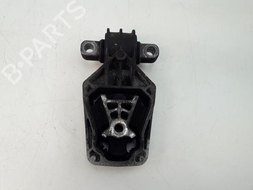 Used Gearbox mount MERCEDES-BENZ GLA-CLASS (X156) GLA 45 AMG 4-matic (156.952) (360 hp) 24375260