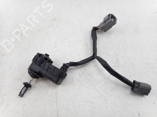 Used Headlight adjuster motor Headlight adjuster motor MITSUBISHI OUTLANDER III (GG_W, GF_W, ZJ, ZL, ZK) 2.0 Hybrid 4WD (GG2W) (200 hp) 39694235 39694235