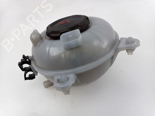 Used Expansion tank AUDI A3 Sportback (8VA, 8VF) 1.0 TFSI (115 hp) 22492042
