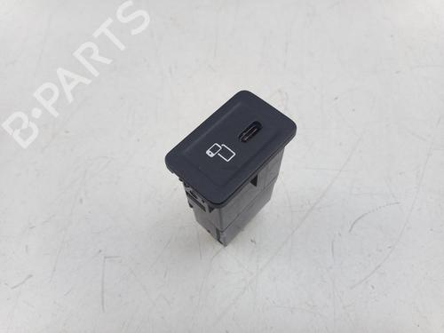 BP30818170O1 main image