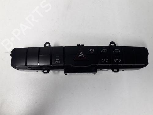 Commutateur MERCEDES-BENZ VITO / MIXTO Van (W639) 113 CDI (639.601, 639.603, 639.605) (136 hp) 22467235