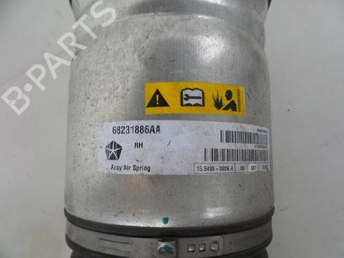 Right front shock absorber JEEP GRAND CHEROKEE IV (WK, WK2) 3.0 CRD V6 4x4 | BP22477754M17 