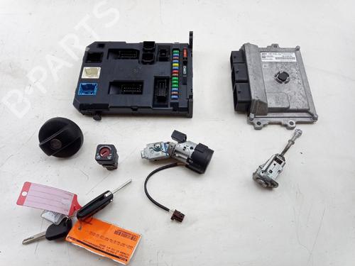 Used Electronic module CITROËN C3 II (SC_) 1.2 VTi 82 (82 hp) 30464844