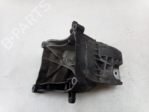 Used Engine mount MERCEDES-BENZ C-CLASS T-Model (S205) C 180 BlueTEC / d (205.236) (116 hp) 30084559