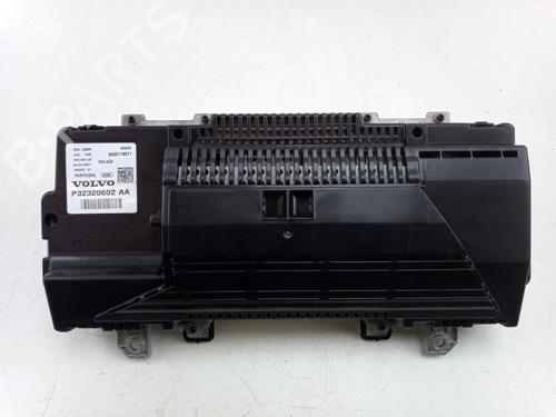 Display monitor VOLVO V60 II (225) T8 Plug-in Hybrid AWD | BP30131963C48 