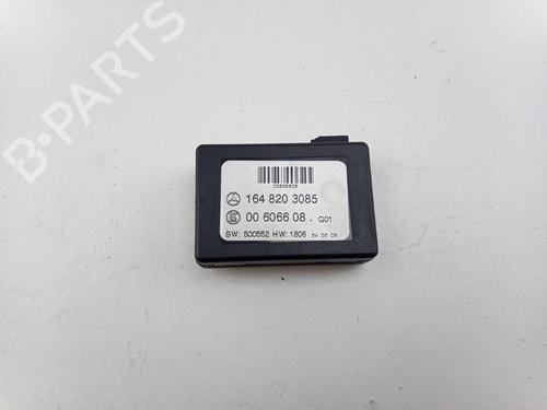 Used Electronic sensor Electronic sensor MERCEDES-BENZ M-CLASS (W164) ML 320 CDI 4-matic (164.122) (224 hp) 32097780 32097780
