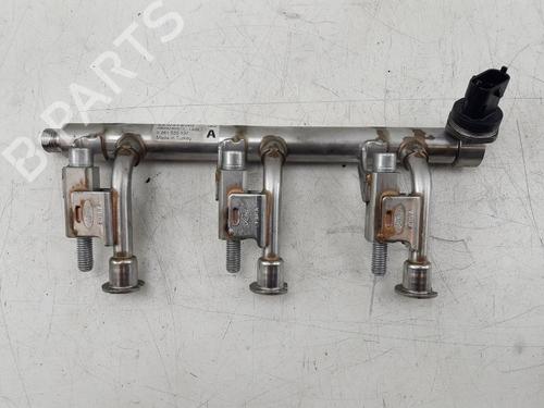 Used Injection rail FORD FOCUS III Turnier 1.0 EcoBoost (100 hp) 22498471